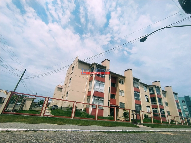 Térreo e frente Norte.: 2ª foto da galeria de imagens do imóvel
