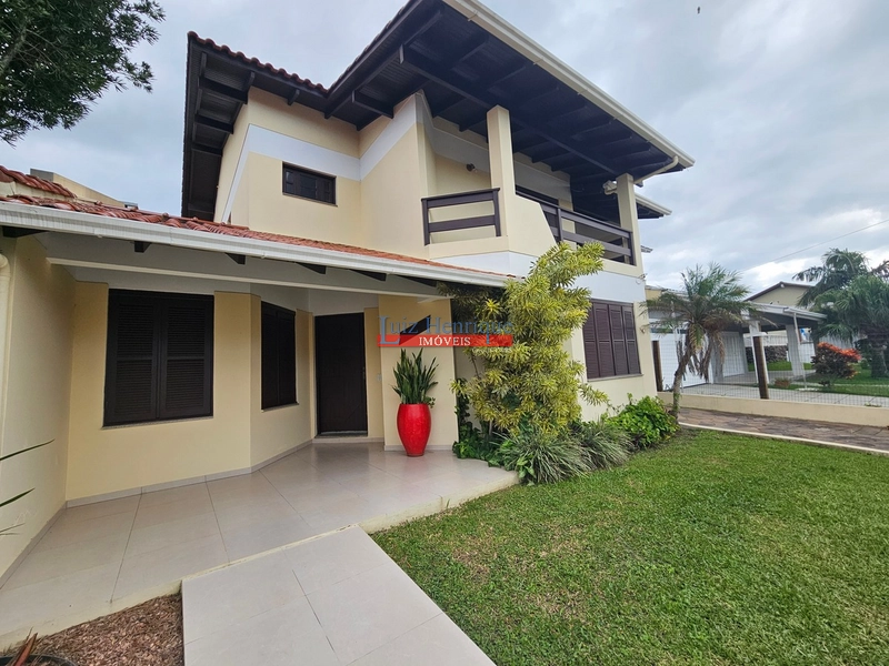 Mansão pertinho do mar.: 3ª foto da galeria de imagens do imóvel