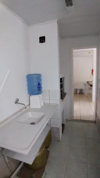 Ótimo sobrado com dormitório na parte inferior.: 16ª foto da galeria de imagens do imóvel