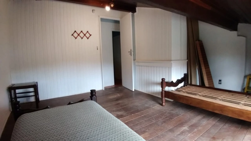 Ótimo sobrado com dormitório na parte inferior.: 19ª foto da galeria de imagens do imóvel