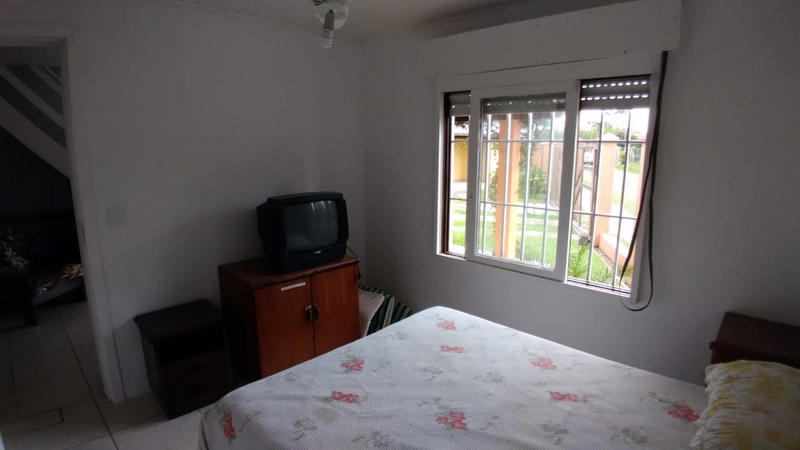 Ótimo sobrado com dormitório na parte inferior.: 13ª foto da galeria de imagens do imóvel