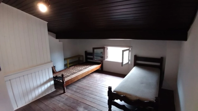 Ótimo sobrado com dormitório na parte inferior.: 18ª foto da galeria de imagens do imóvel