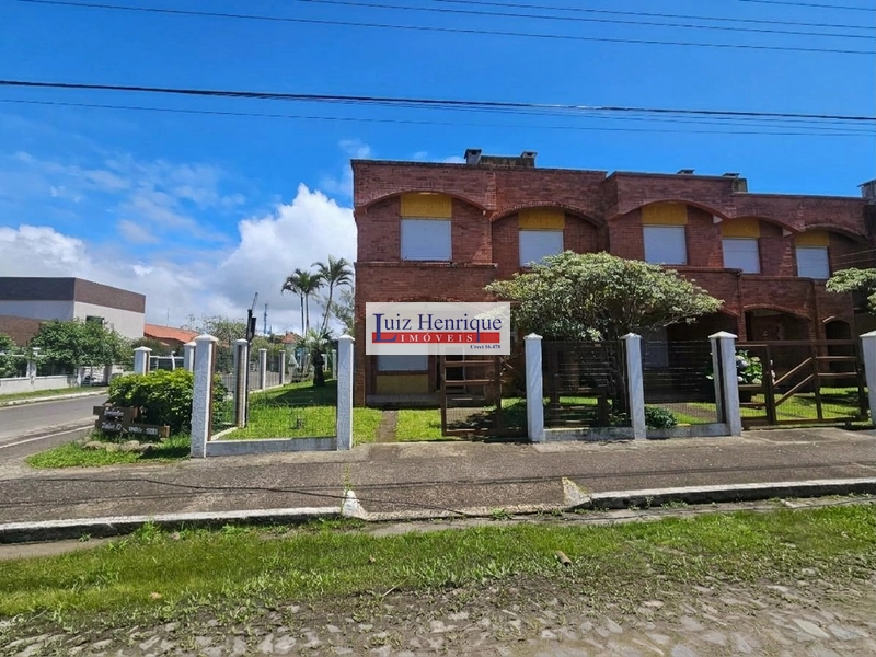 Sobrado com precinho.....: 1ª foto da galeria de imagens do imóvel