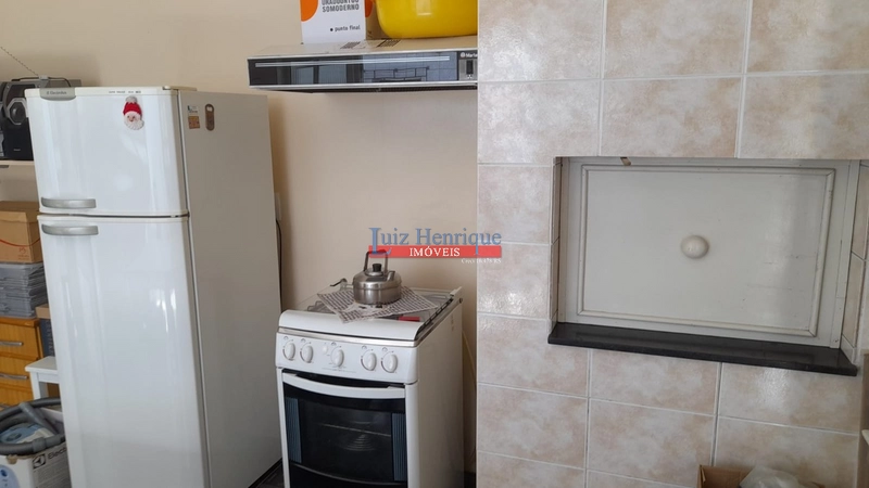 Perto do mar e do comércio local: 22ª foto da galeria de imagens do imóvel