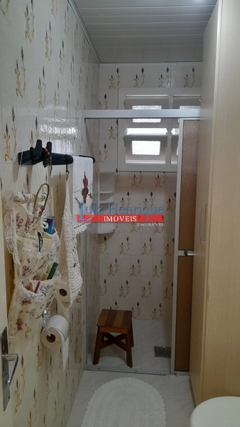 Perto do mar e do comércio local: 19ª foto da galeria de imagens do imóvel