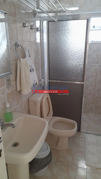 Perto do mar e do comércio local: 25ª foto da galeria de imagens do imóvel