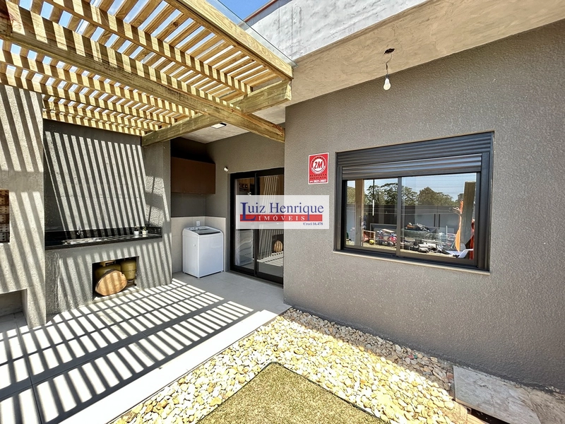 Casa Moderna em Capão Novo: 15ª foto da galeria de imagens do imóvel