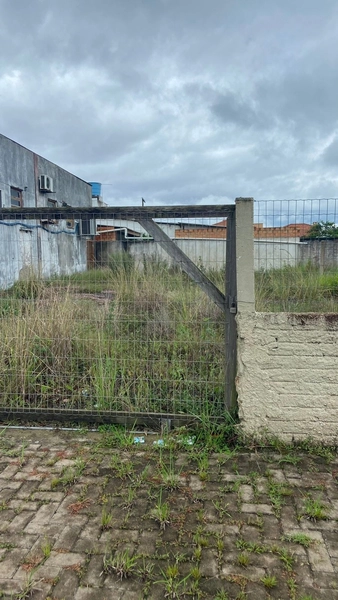 Espaço para festas ou para uma distribuidora.: 7ª foto da galeria de imagens do imóvel