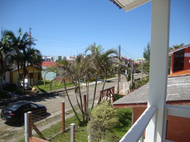 Linda casa com piscina.: 28ª foto da galeria de imagens do imóvel