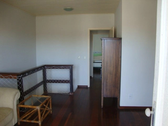 Linda casa com piscina.: 26ª foto da galeria de imagens do imóvel