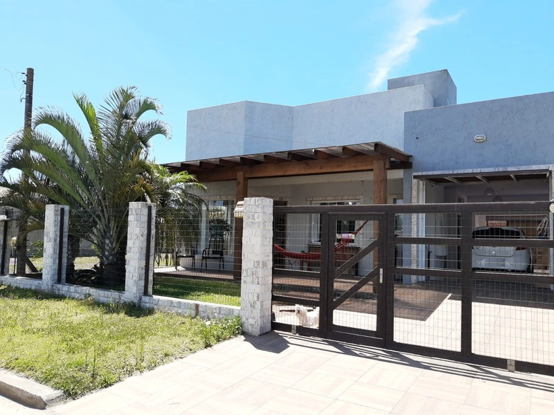 Linda casa na Noiva do Mar.: 1ª foto da galeria de imagens do imóvel