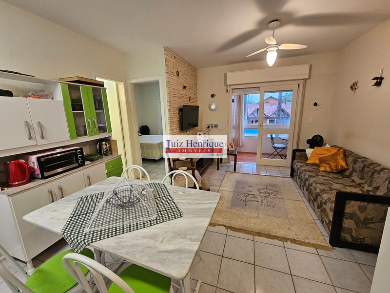 Segundo piso e com piscina: 5ª foto da galeria de imagens do imóvel