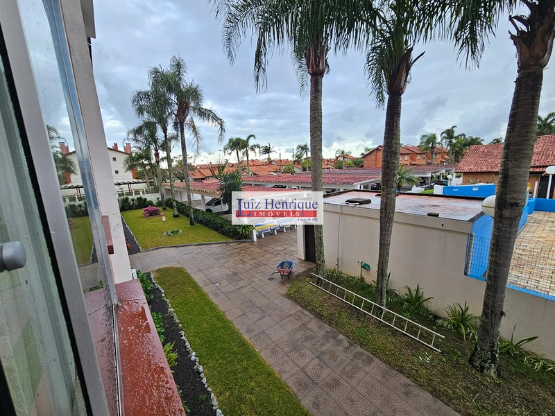 Segundo piso e com piscina: 18ª foto da galeria de imagens do imóvel
