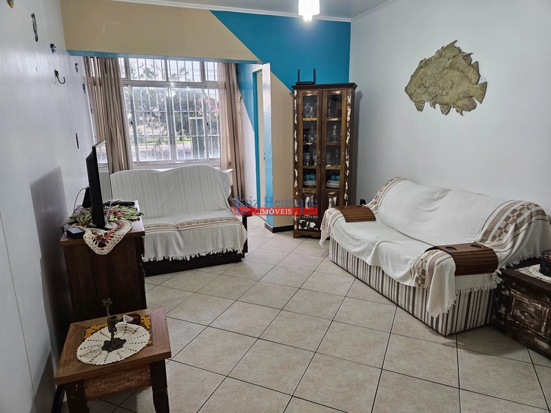 Térreo e frente Norte: 12ª foto da galeria de imagens do imóvel