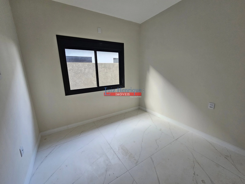 Casa nova e perto do mar.: 16ª foto da galeria de imagens do imóvel