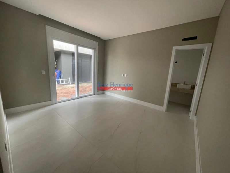 Lindíssima casa térrea: 9ª foto da galeria de imagens do imóvel