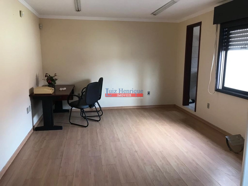 No centro de Capão Novo: 1ª foto da galeria de imagens do imóvel