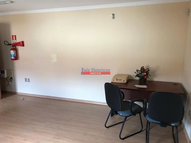 No centro de Capão Novo: 3ª foto da galeria de imagens do imóvel