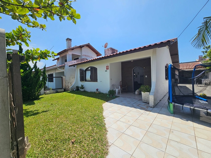 Casa bem localizada no Posto 04.: 2ª foto da galeria de imagens do imóvel