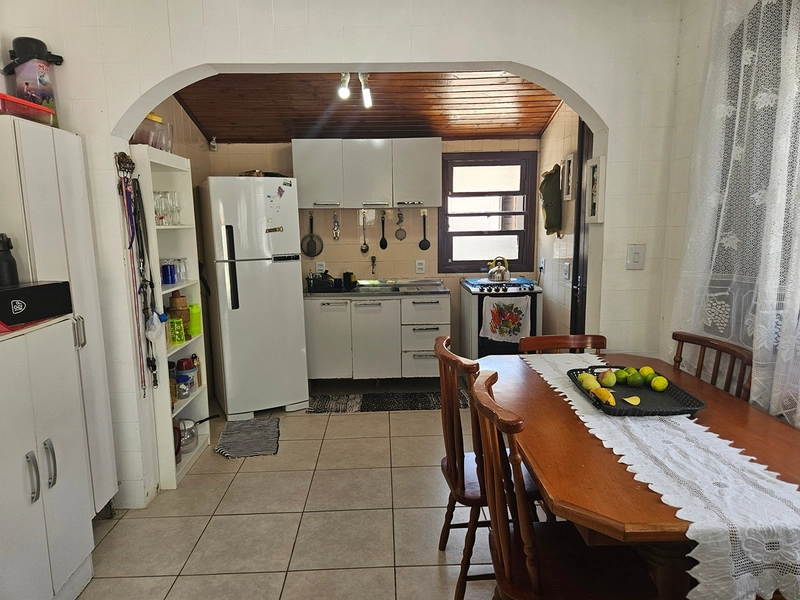 Casa bem localizada no Posto 04.: 10ª foto da galeria de imagens do imóvel