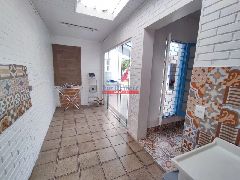 Três casas pelo preço de uma.: 16ª foto da galeria de imagens do imóvel