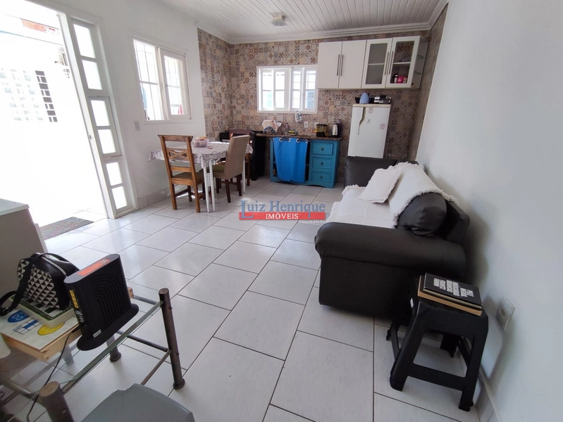 Três casas pelo preço de uma.: 14ª foto da galeria de imagens do imóvel