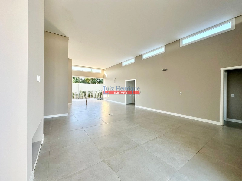 Linda casa no Arenas.: 5ª foto da galeria de imagens do imóvel