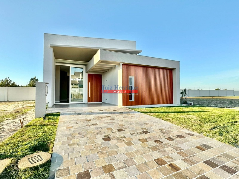 Linda casa no Arenas.: 2ª foto da galeria de imagens do imóvel