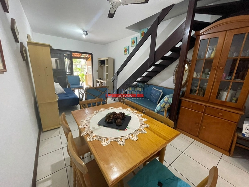 Bem localizado: 6ª foto da galeria de imagens do imóvel