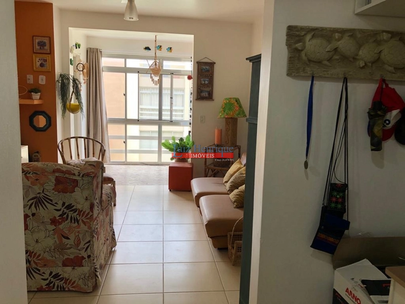 Segundo piso com box: 6ª foto da galeria de imagens do imóvel