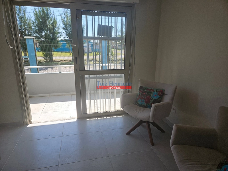 Térreo e frente Norte: 11ª foto da galeria de imagens do imóvel