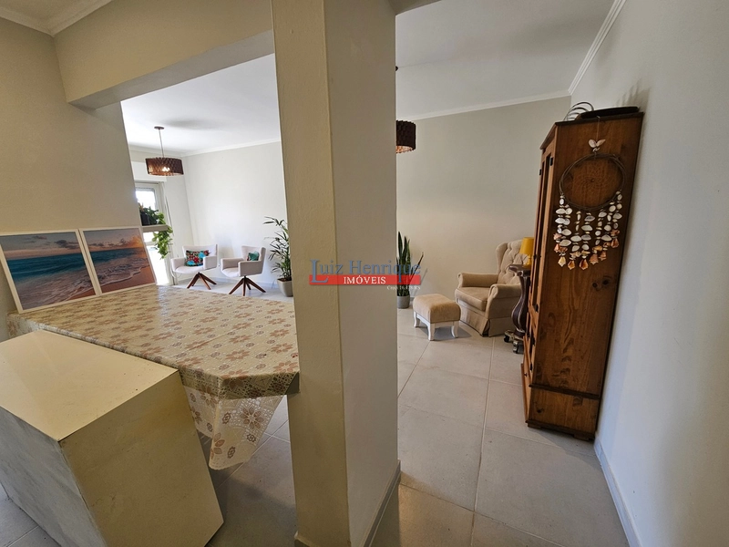 Térreo e frente Norte: 4ª foto da galeria de imagens do imóvel