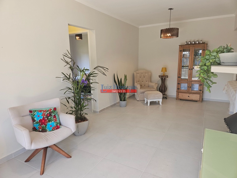 Térreo e frente Norte: 16ª foto da galeria de imagens do imóvel