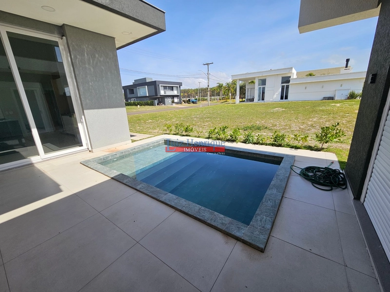 Belíssima residência no Costa Serena.: 35ª foto da galeria de imagens do imóvel