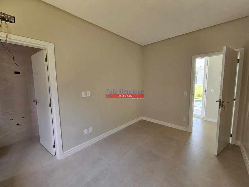 Belíssima residência no Costa Serena.: 23ª foto da galeria de imagens do imóvel