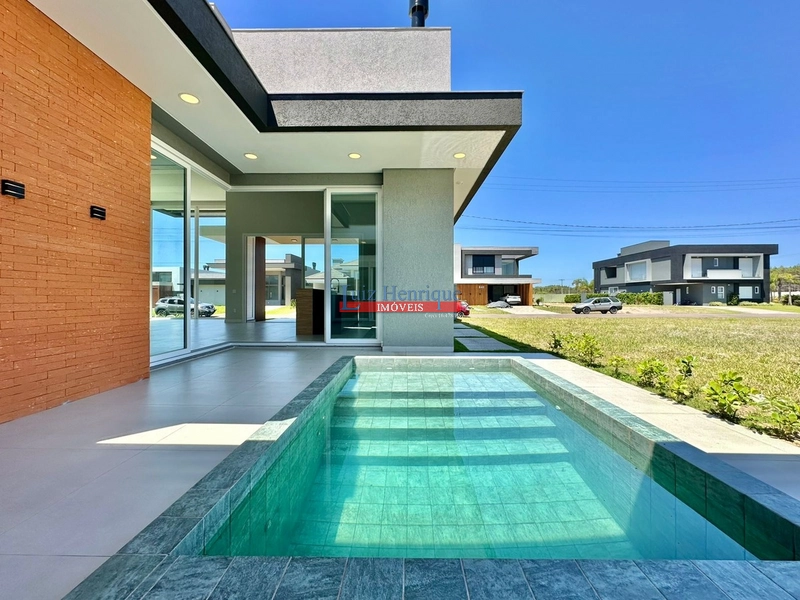 Belíssima residência no Costa Serena.: 36ª foto da galeria de imagens do imóvel