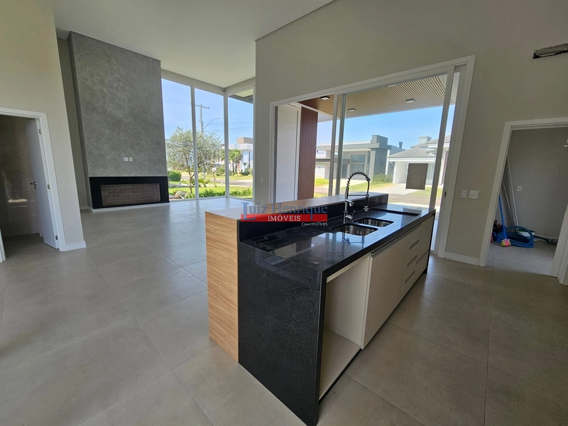 Belíssima residência no Costa Serena.: 16ª foto da galeria de imagens do imóvel