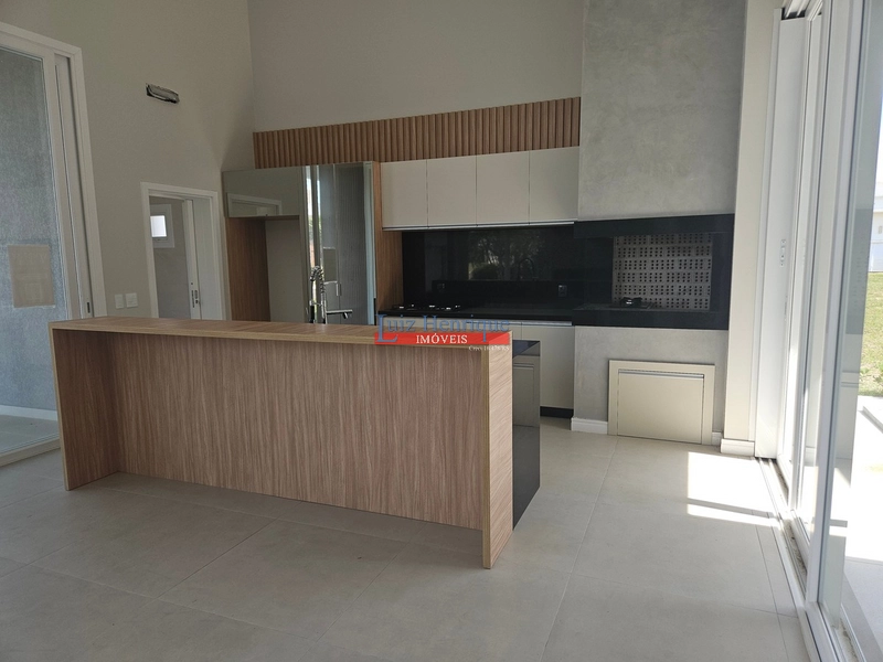 Belíssima residência no Costa Serena.: 11ª foto da galeria de imagens do imóvel