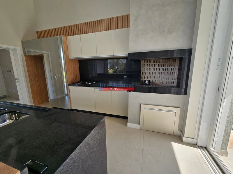 Belíssima residência no Costa Serena.: 14ª foto da galeria de imagens do imóvel