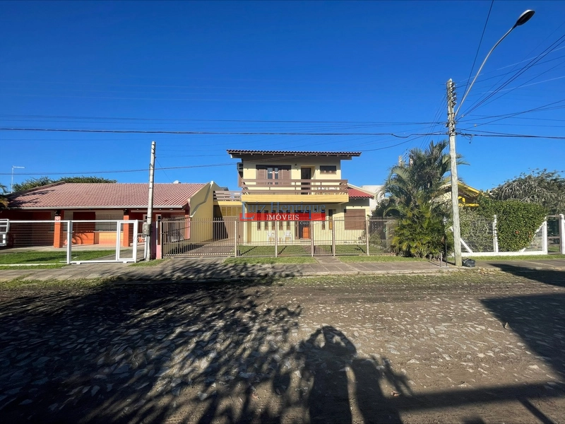 A melhor casa de Capão Novo!!: 2ª foto da galeria de imagens do imóvel