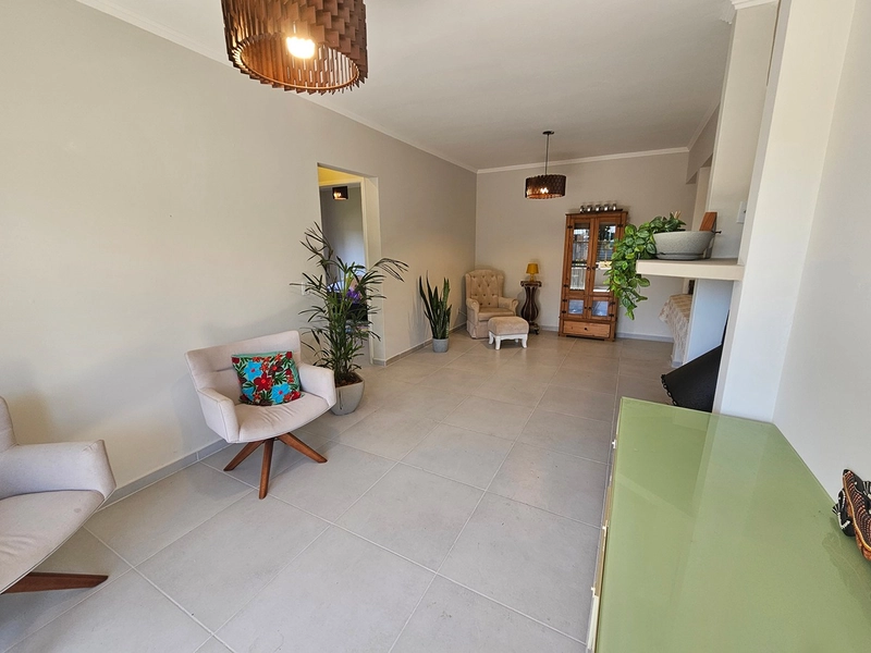 Térreo e frente Norte.: 16ª foto da galeria de imagens do imóvel