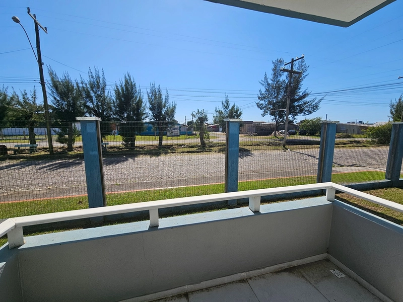 Térreo e frente Norte.: 13ª foto da galeria de imagens do imóvel