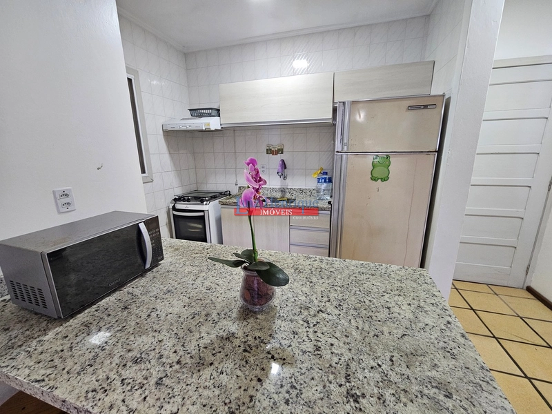 Um dormitório  e meio de frente para uma linda avenida: 10ª foto da galeria de imagens do imóvel