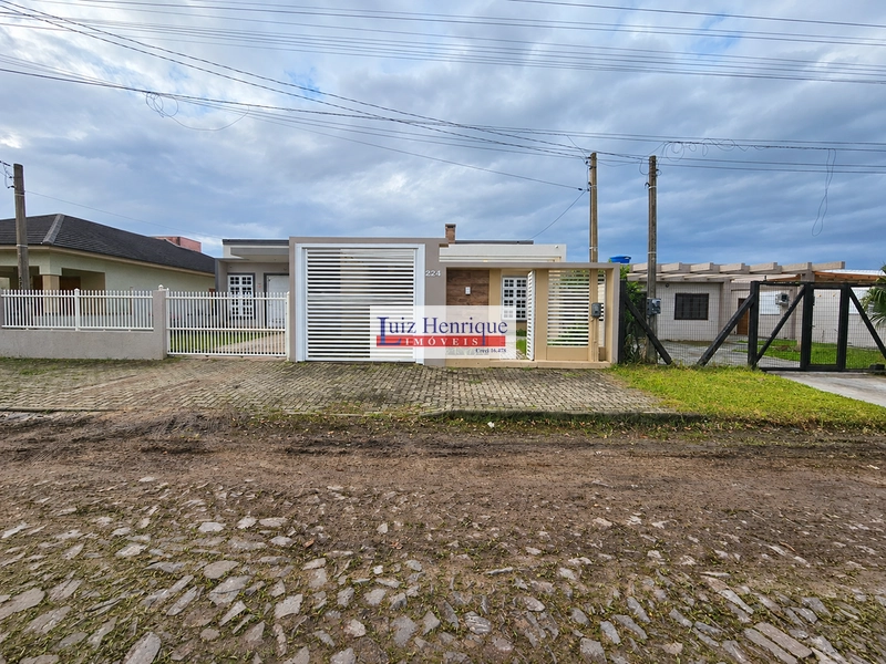 Casa semi nova no Curumim: 1ª foto da galeria de imagens do imóvel
