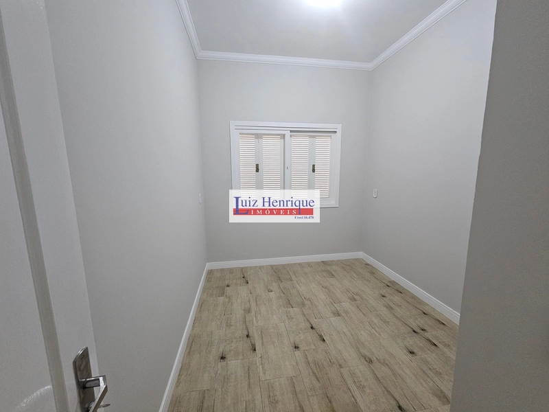 Casa semi nova no Curumim: 16ª foto da galeria de imagens do imóvel