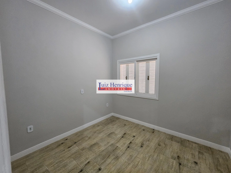 Casa semi nova no Curumim: 13ª foto da galeria de imagens do imóvel