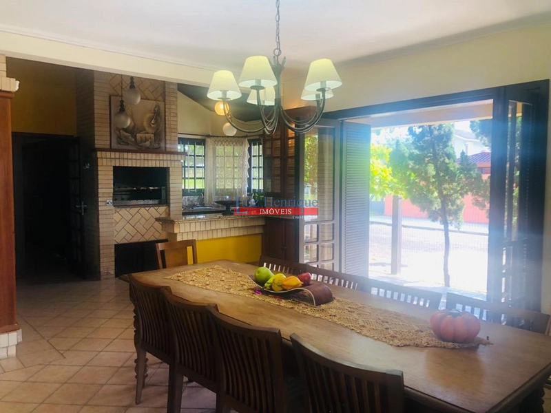 Lindíssima casa no Village: 8ª foto da galeria de imagens do imóvel