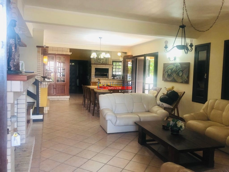 Lindíssima casa no Village: 3ª foto da galeria de imagens do imóvel