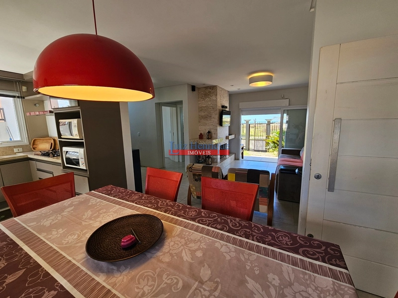 Linda casa na Beira Mar: 19ª foto da galeria de imagens do imóvel