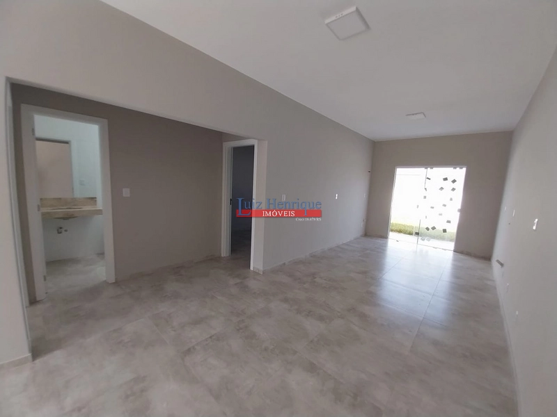 Linda casa novíssima.: 4ª foto da galeria de imagens do imóvel